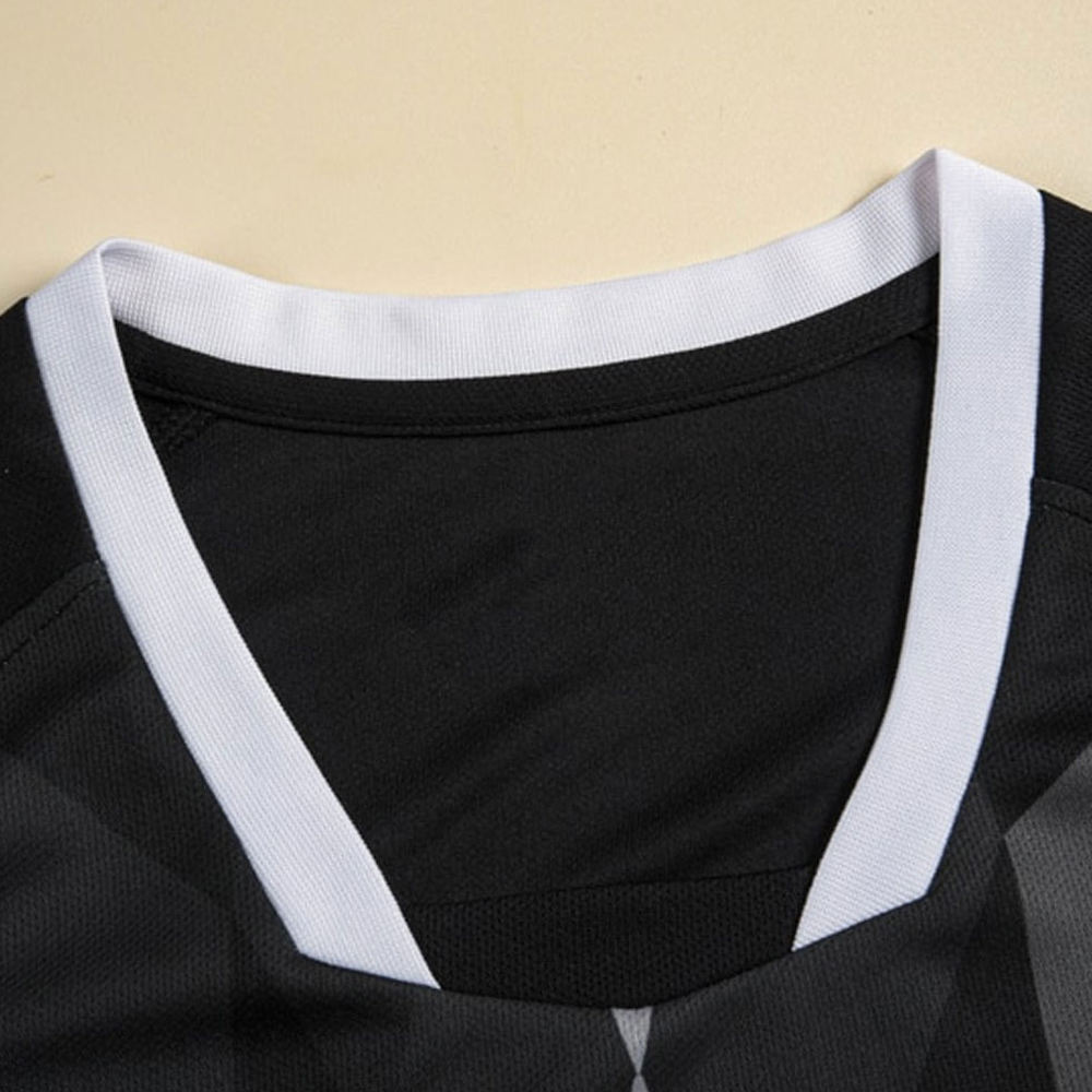 National Apparels 2024 Latest Design Soccer Uniform Set New Arrival Team Name Men Soccer Sports Football Uniforms For Sale